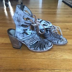 Freebird by Steven Sandals